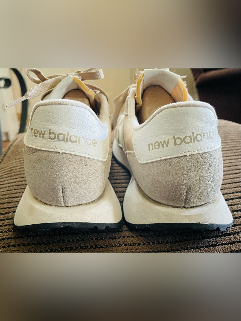New Balance 237 Moonbeam Cream Beige Suede Womens Sneakers WS237DH1 Size 9 - Picture 4 of 8